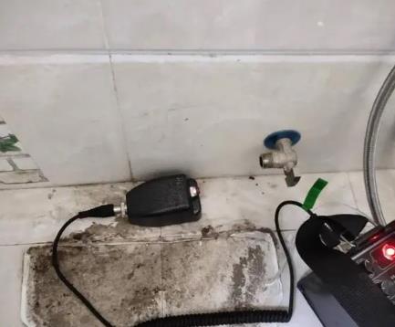 金明屋顶漏水维修公司分享下卫生间漏水的危害及解决方法