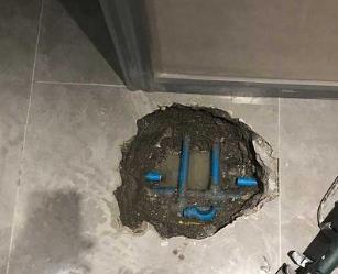 金明阳台漏水维修公司分享下暖气管道漏水的原因有哪些